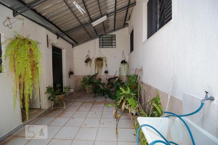 Casa à venda com 160m², 3 quartos e sem vagaQuintal