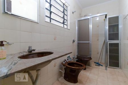 Casa à venda com 160m², 3 quartos e sem vagaBanheiro da Suíte