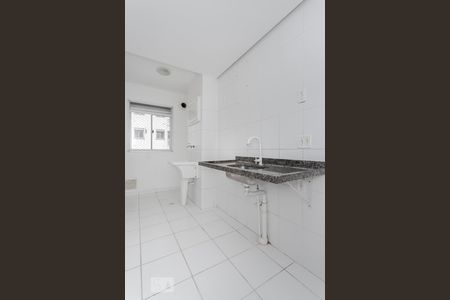 Cozinha e Área de Serviço de apartamento à venda com 2 quartos, 48m² em Jardim Itu, Porto Alegre