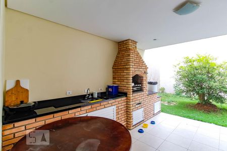 Casa à venda com 316m², 3 quartos e 6 vagasChurrasqueira