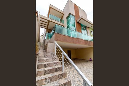 Casa à venda com 316m², 3 quartos e 6 vagasAcess