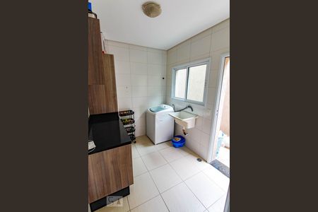 Casa à venda com 316m², 3 quartos e 6 vagasÁrea de Serviço