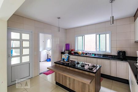 Casa à venda com 316m², 3 quartos e 6 vagasCozinha