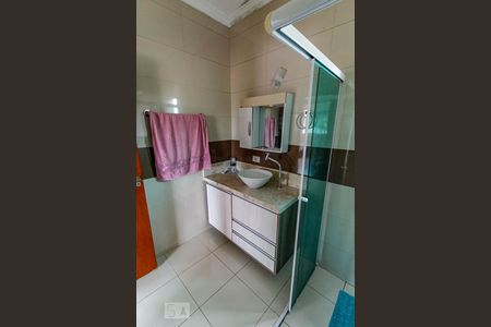 Casa à venda com 316m², 3 quartos e 6 vagasBanheiro Social