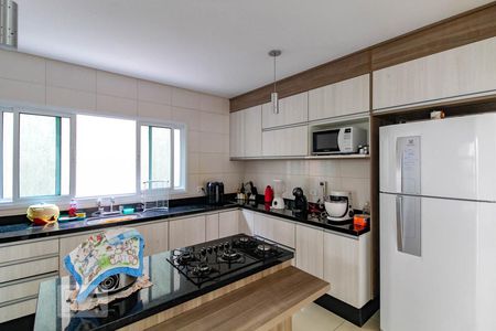 Casa à venda com 316m², 3 quartos e 6 vagasCozinha