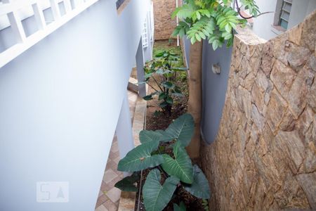 Casa à venda com 395m², 4 quartos e 8 vagas Casa à venda com 395m², 4 quartos e 8 vagasJardim