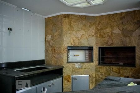 Casa à venda com 395m², 4 quartos e 8 vagas Casa à venda com 395m², 4 quartos e 8 vagasSalão de Festas