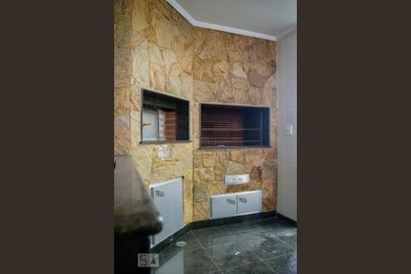 Casa à venda com 395m², 4 quartos e 8 vagas Casa à venda com 395m², 4 quartos e 8 vagasSalão de Festas