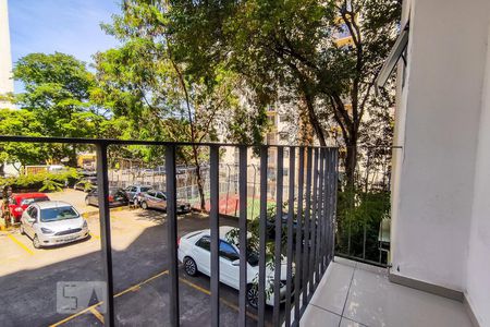 Varanda de apartamento para alugar com 2 quartos, 56m² em Jardim Umarizal, São Paulo