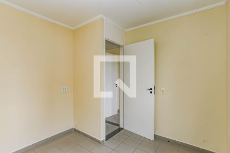 Quarto 1 de apartamento para alugar com 3 quartos, 61m² em Jardim Santa Emília, São Paulo