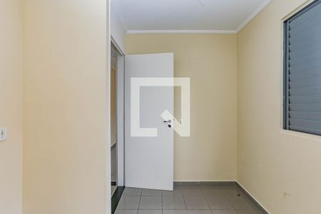 Quarto 1 de apartamento para alugar com 3 quartos, 61m² em Jardim Santa Emília, São Paulo