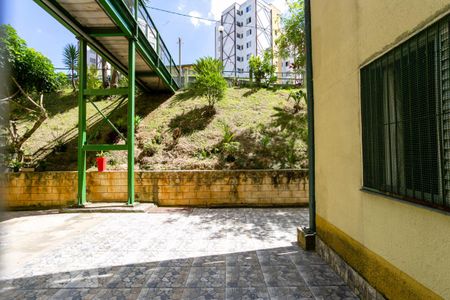Vista da sala de apartamento para alugar com 2 quartos, 50m² em Sítio Morro Grande, São Paulo