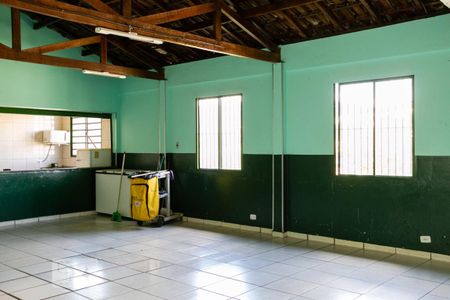 Apartamento para alugar com 50m², 2 quartos e 1 vaga Apartamento para alugar com 50m², 2 quartos e 1 vagaÁrea comum - Salão de festas