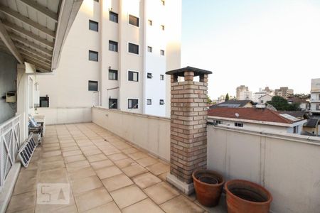 Casa à venda com 400m², 5 quartos e 4 vagas Casa à venda com 400m², 5 quartos e 4 vagasVaranda Suíte 3