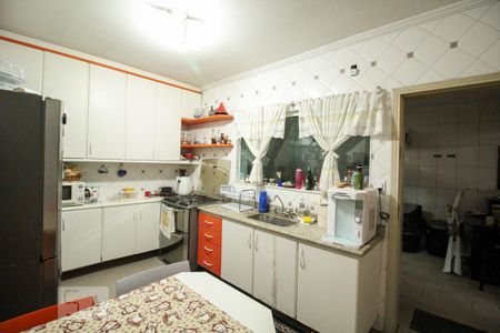 Casa à venda com 400m², 5 quartos e 4 vagas Casa à venda com 400m², 5 quartos e 4 vagasCozinha