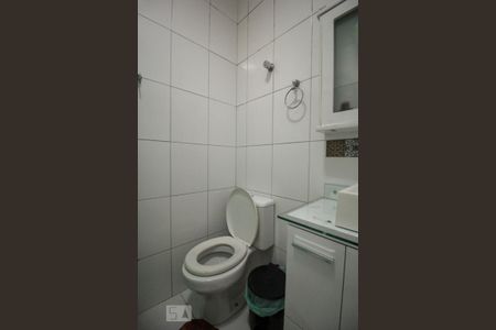 Casa à venda com 400m², 5 quartos e 4 vagas Casa à venda com 400m², 5 quartos e 4 vagasBanheiro