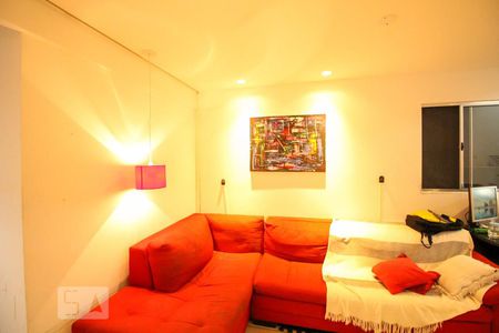 Casa à venda com 400m², 5 quartos e 4 vagas Casa à venda com 400m², 5 quartos e 4 vagasSala 3