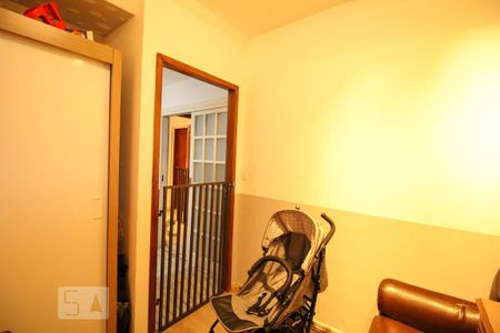 Casa à venda com 400m², 5 quartos e 4 vagas Casa à venda com 400m², 5 quartos e 4 vagasQuarto 5