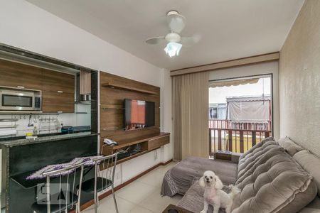 Sala de apartamento à venda com 2 quartos, 56m² em Penha, Rio de Janeiro