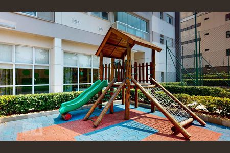 Apartamento à venda com 70m², 2 quartos e 2 vagas Apartamento à venda com 70m², 2 quartos e 2 vagasPlayground