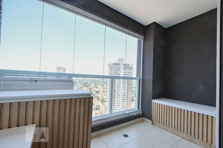 Apartamento à venda com 70m², 2 quartos e 2 vagasVaranda