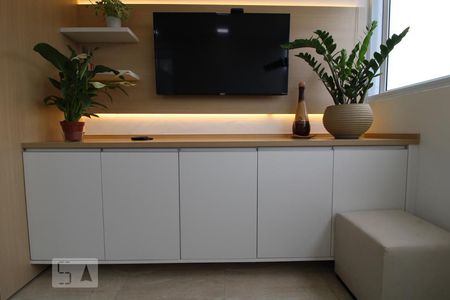 Sala de apartamento à venda com 2 quartos, 58m² em Chácara Santo Antônio (zona Sul), São Paulo