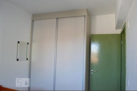 Dorm 01 de apartamento para alugar com 2 quartos, 69m² em Forquilhinha, São José