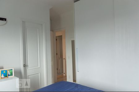 Apartamento à venda com 68m², 3 quartos e 2 vagas Apartamento à venda com 68m², 3 quartos e 2 vagasQuarto Suíte