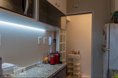 Apartamento à venda com 68m², 3 quartos e 2 vagas Apartamento à venda com 68m², 3 quartos e 2 vagasCozinha