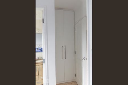 Apartamento à venda com 68m², 3 quartos e 2 vagas Apartamento à venda com 68m², 3 quartos e 2 vagasQuarto Suíte