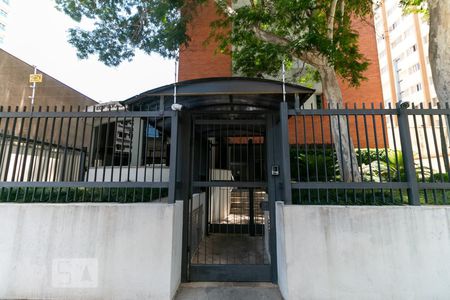 Apartamento à venda com 90m², 3 quartos e 1 vaga Apartamento à venda com 90m², 3 quartos e 1 vagaFachada