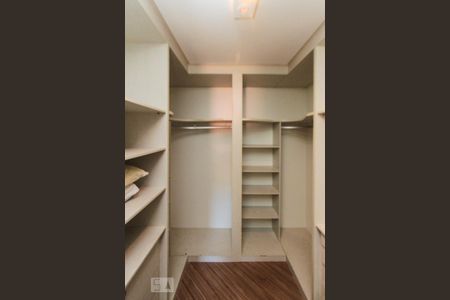 Apartamento para alugar com 50m², 1 quarto e 1 vagaCloset