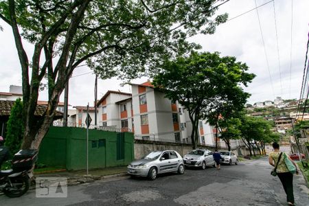 Apartamento à venda com 58m², 2 quartos e 1 vaga Apartamento à venda com 58m², 2 quartos e 1 vagaFachada