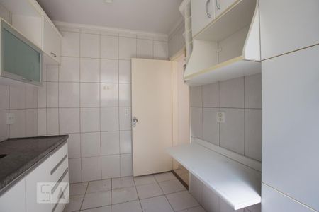 Apartamento para alugar com 103m², 2 quartos e 2 vagasCozinha