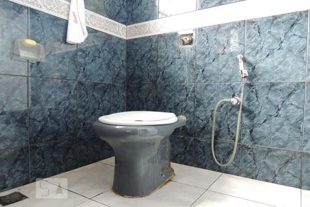 Casa à venda com 316m², 6 quartos e 3 vagasBanheiro da Suíte