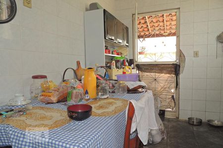 Casa à venda com 316m², 6 quartos e 3 vagasCozinha 2