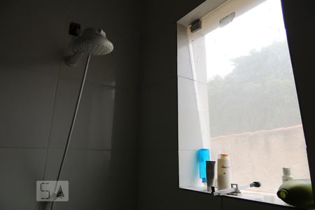 Casa à venda com 316m², 6 quartos e 3 vagasBanheiro Social
