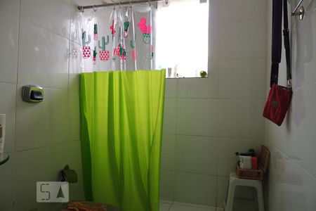 Casa à venda com 316m², 6 quartos e 3 vagasBanheiro Social