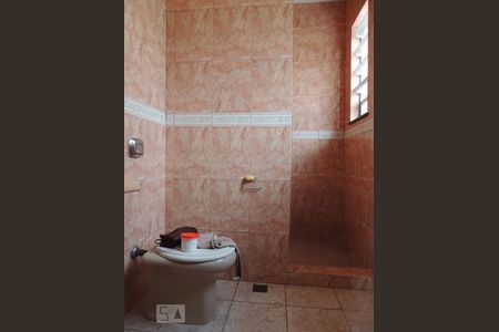 Casa à venda com 316m², 6 quartos e 3 vagasBanheiro Social