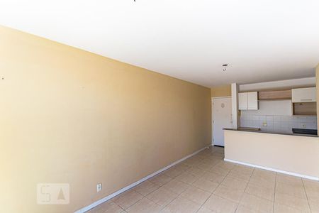 Sala de apartamento para alugar com 2 quartos, 67m² em Centro, Niterói