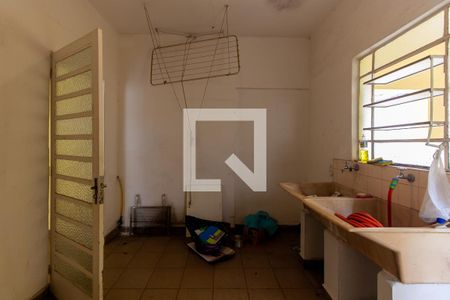 Casa à venda com 200m², 2 quartos e 2 vagas Casa à venda com 200m², 2 quartos e 2 vagasÁrea de Serviço