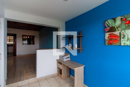 Casa à venda com 200m², 2 quartos e 2 vagas Casa à venda com 200m², 2 quartos e 2 vagasSala 2