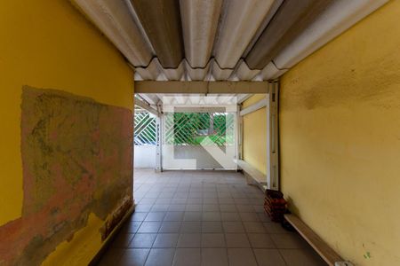 Casa à venda com 200m², 2 quartos e 2 vagas Casa à venda com 200m², 2 quartos e 2 vagasGaragem