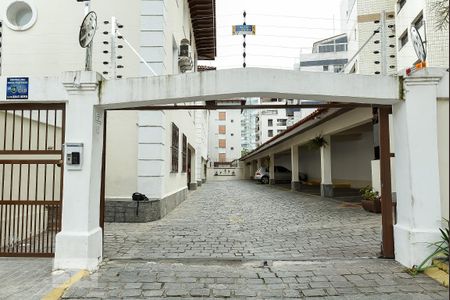Apartamento para alugar com 67m², 2 quartos e 1 vaga Apartamento para alugar com 67m², 2 quartos e 1 vagaENTRADA VEICULOS