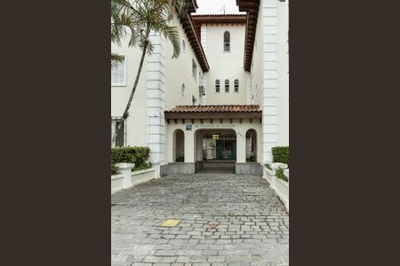 Apartamento para alugar com 67m², 2 quartos e 1 vaga Apartamento para alugar com 67m², 2 quartos e 1 vagaFachada