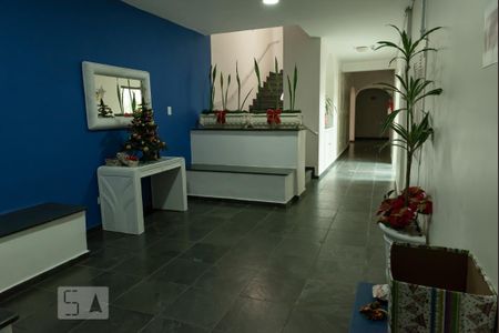Apartamento para alugar com 67m², 2 quartos e 1 vaga Apartamento para alugar com 67m², 2 quartos e 1 vagaHall de Entrada