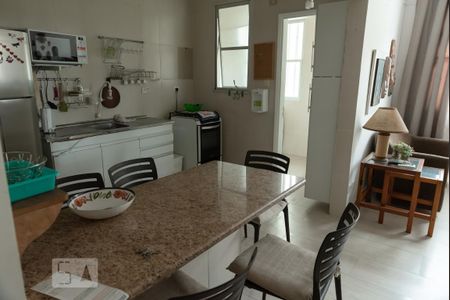 Apartamento para alugar com 67m², 2 quartos e 1 vaga Apartamento para alugar com 67m², 2 quartos e 1 vagacozinha