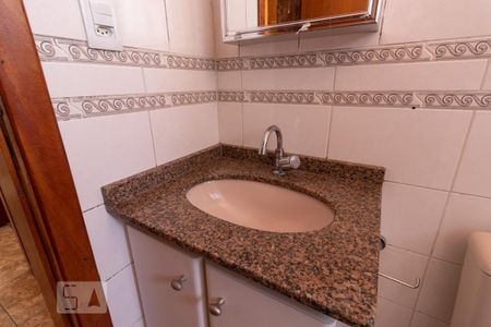 Apartamento para alugar com 96m², 3 quartos e 2 vagas Apartamento para alugar com 96m², 3 quartos e 2 vagasBanheiro Social