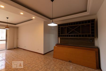 Apartamento para alugar com 96m², 3 quartos e 2 vagas Apartamento para alugar com 96m², 3 quartos e 2 vagasSala