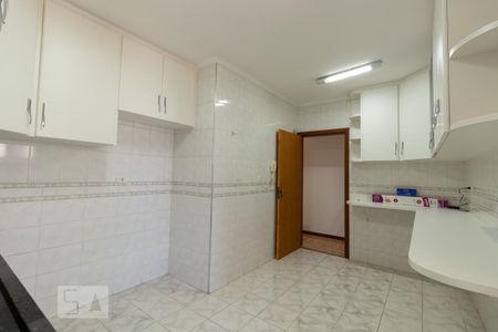 Apartamento para alugar com 96m², 3 quartos e 2 vagas Apartamento para alugar com 96m², 3 quartos e 2 vagasCozinha